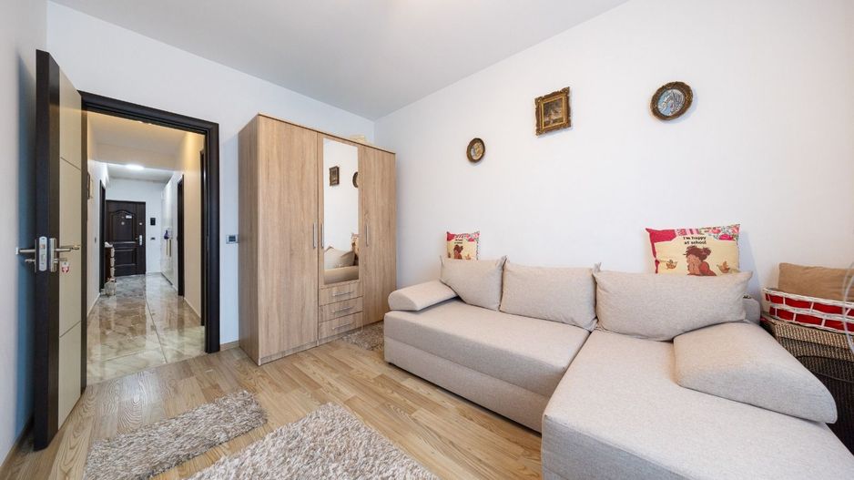 Isaran Coresi-Apartament 3 camere 82 mp loc de parcare si boxa - Poză 17