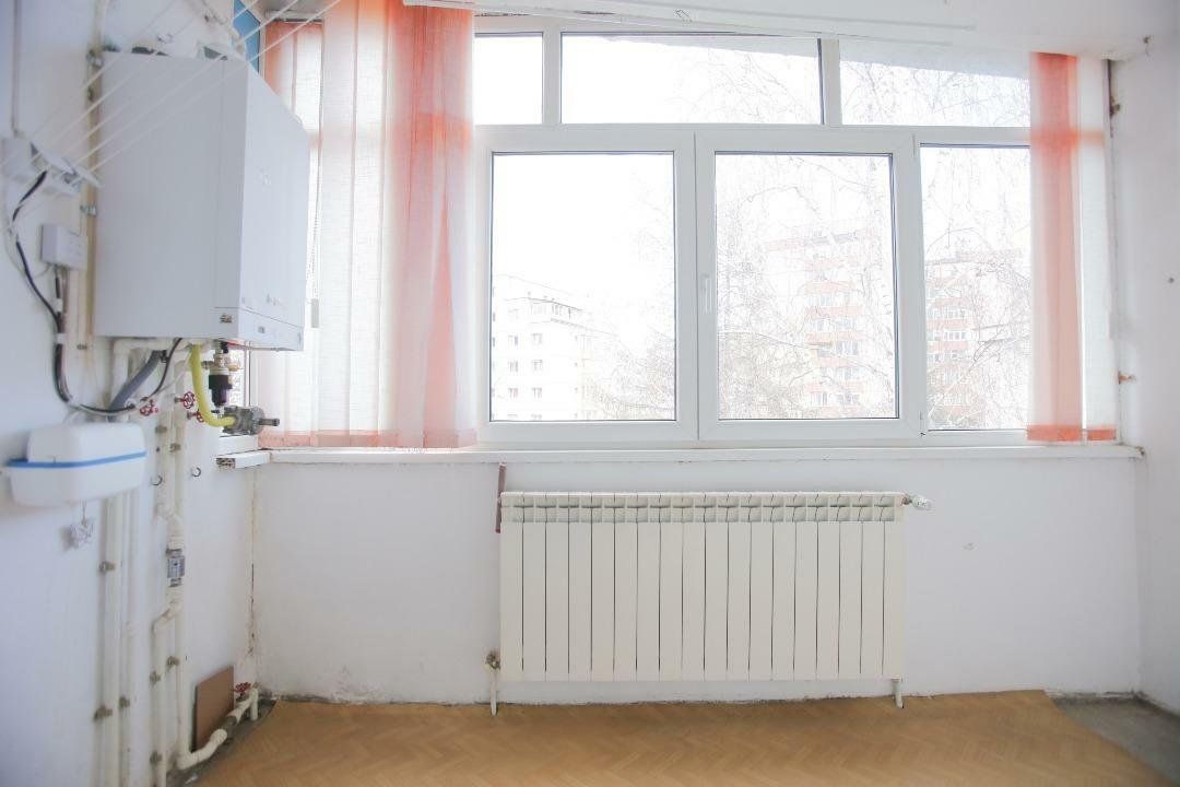 Apartament 3 camere Mircea cel Bătrân confort 1 sporit - Poză 13