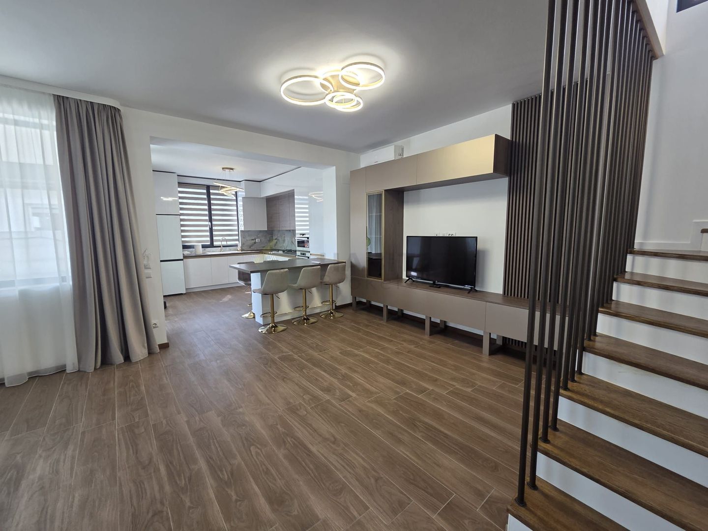 Vilă premium | The Class Villas, Tunari| Rooftop 60 mp - Poză 2