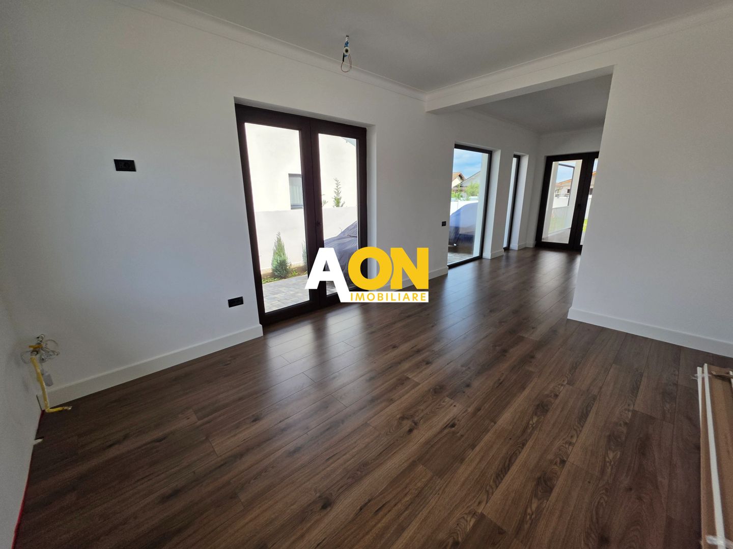 Casă Individuală de Vânzare, 4 Camere, 500mp Teren, Zona Alba Micești - Poză 14