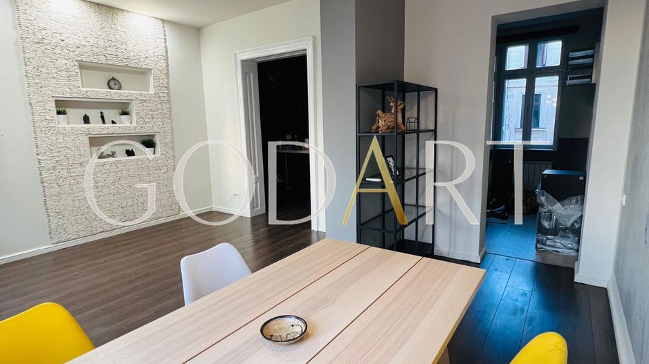 Apartament elegant 4 camere| Gata de mutare | Vila interbelica - Poză 3