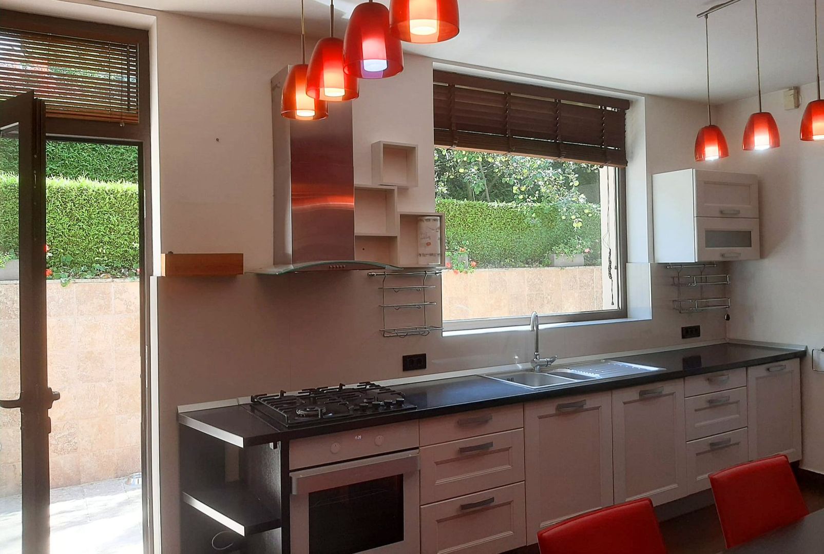 Vilă de lux cu vedere spectaculoasă spre Tâmpa  Green Valley zona Noua - Poză 12