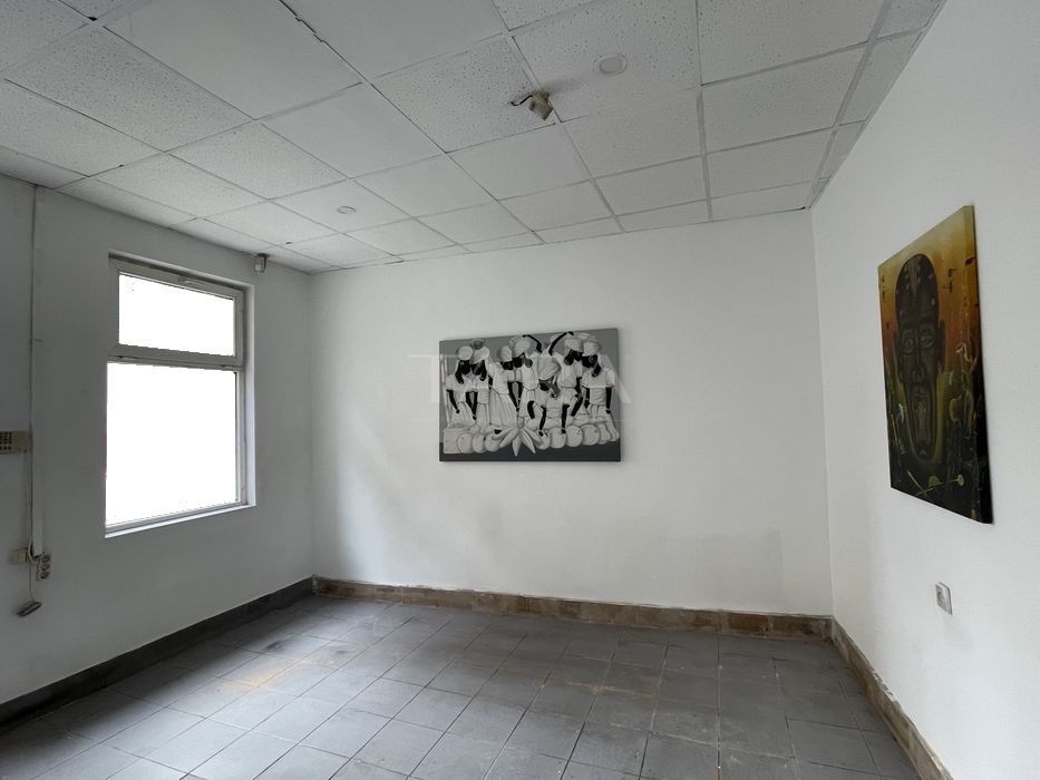 De vânzare imobil situat semicentral - Poză 2