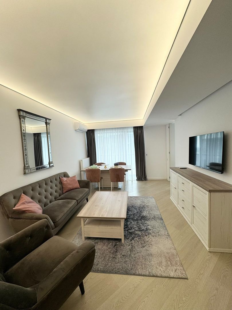 Apartament cu 3 camere de închiriat - Poză 1