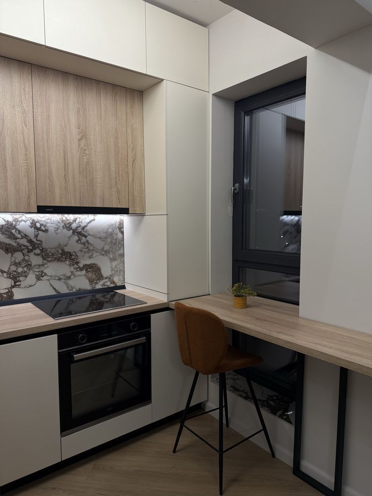 Proprietar inchiriez apartament Exigent Plaza - Poză 6