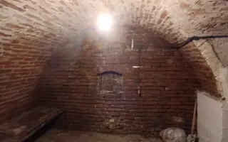 Casă spațioasă cu 4 camere , curte și teren generos în Mașloc - Poză 21