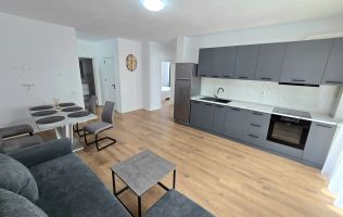 Apartament cu 3 Camere, Bloc Nou, Etaj 1, Zona Arex