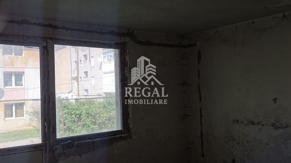Apartament de vânzare în Ghelari – parter, ideal pentru renovare - Poză 2