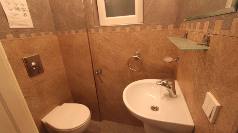 Spațiu de birouri mobilat - 120mp  în zona Unirii. - Poză 10