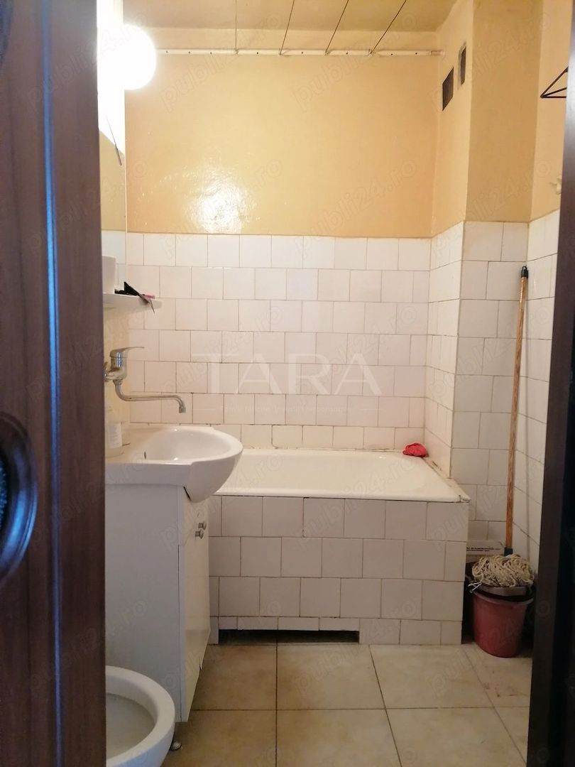 Apartament 2 camere, decomandat, zona Minerva, centrală proprie. - Poză 5