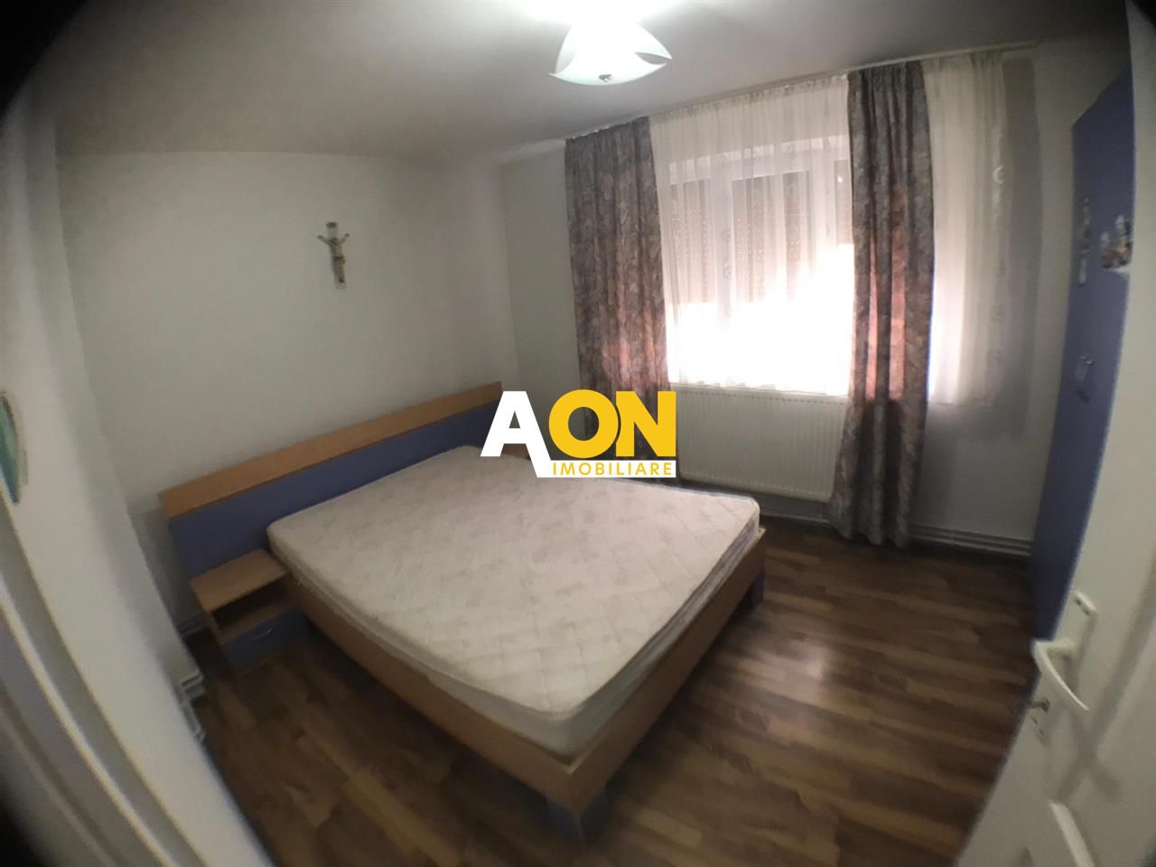 Apartament cu 3 camere de inchiriat, decomandat, Cetate - Poză 5