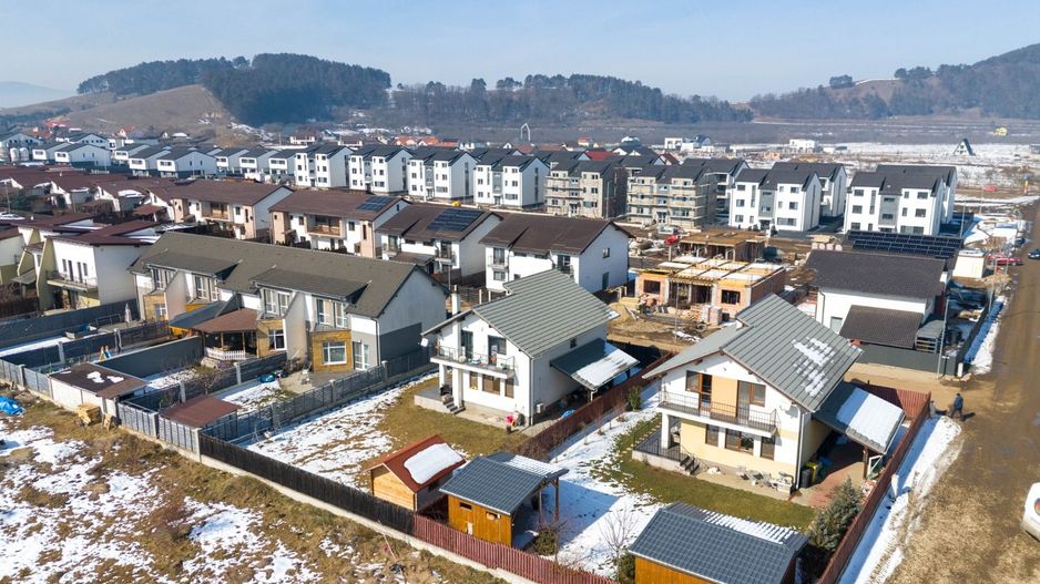 Casă Individuală Modernă de Vânzare | Sânpetru, Brașov - Poză 43