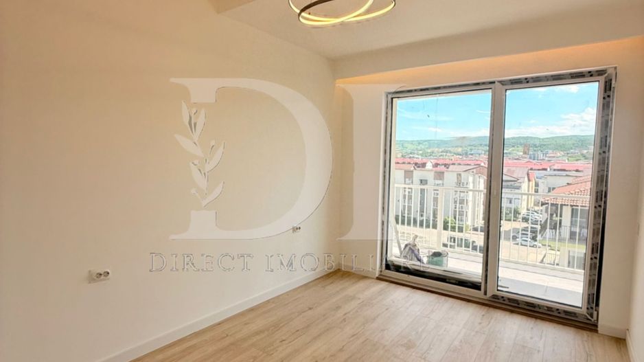 Apartament finisat  / etaj intermediar / Zona Eroilor - Poză 2