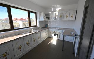 Casă / Vilă cu 4 camere de închiriat în zona Aradului - Poză 3