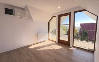 Casa de vanzare la 13 km de Onesti - Poză 20