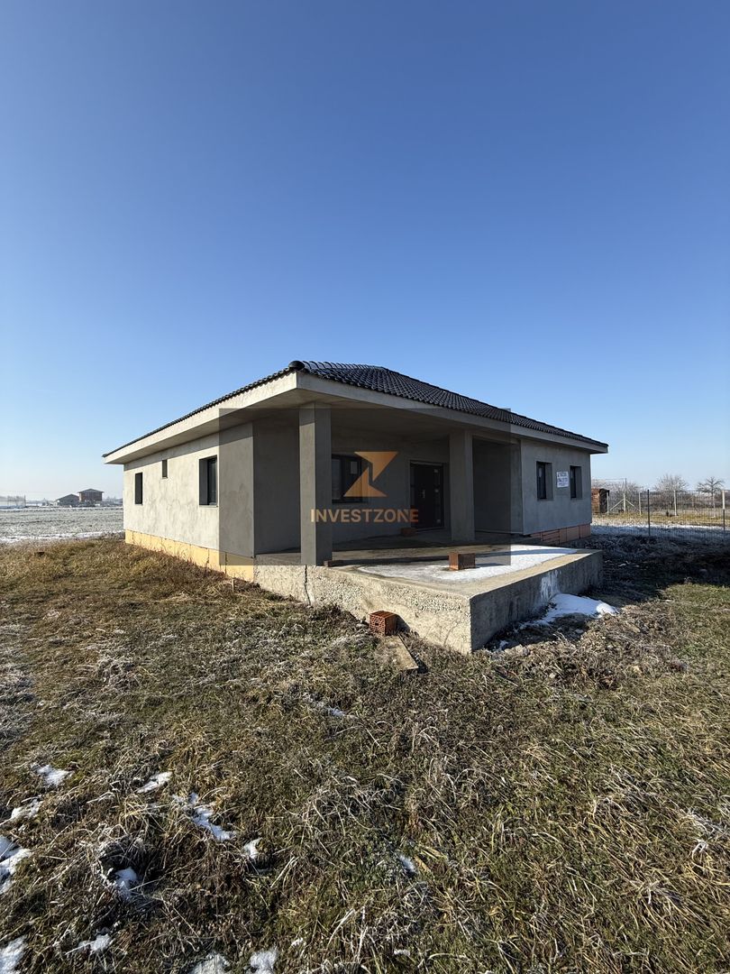 Casă cu proiect deosebit în Livada de Bihor - Poză 3