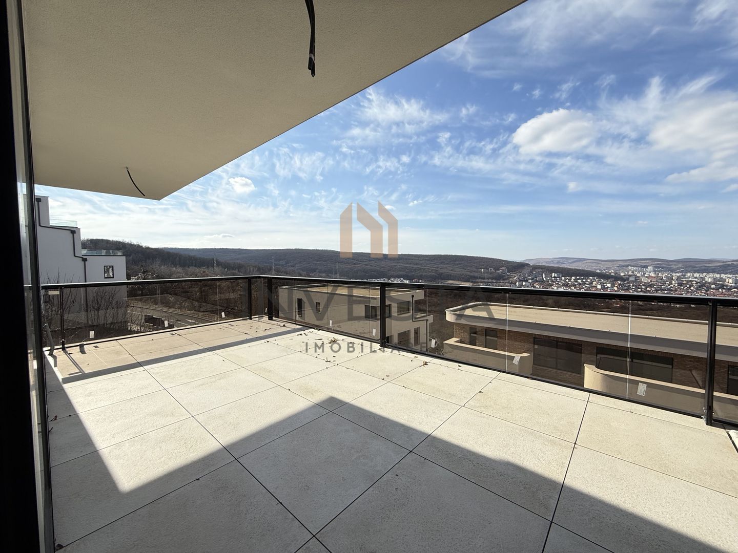 Duplex cu panorama spectaculoasa constructie premium! - Poză 2