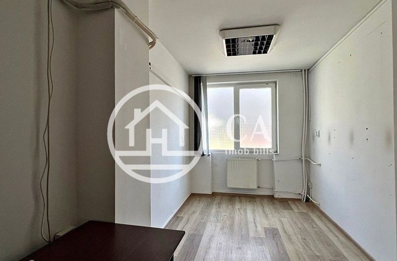 Spațiu de închiriat pentru birouri, cu 3 camere în Rogerius, Oradea - Poză 5