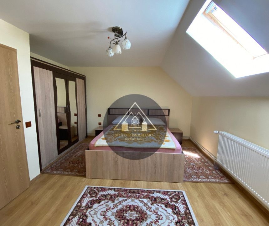 Casă mare și modernă - Poză 18