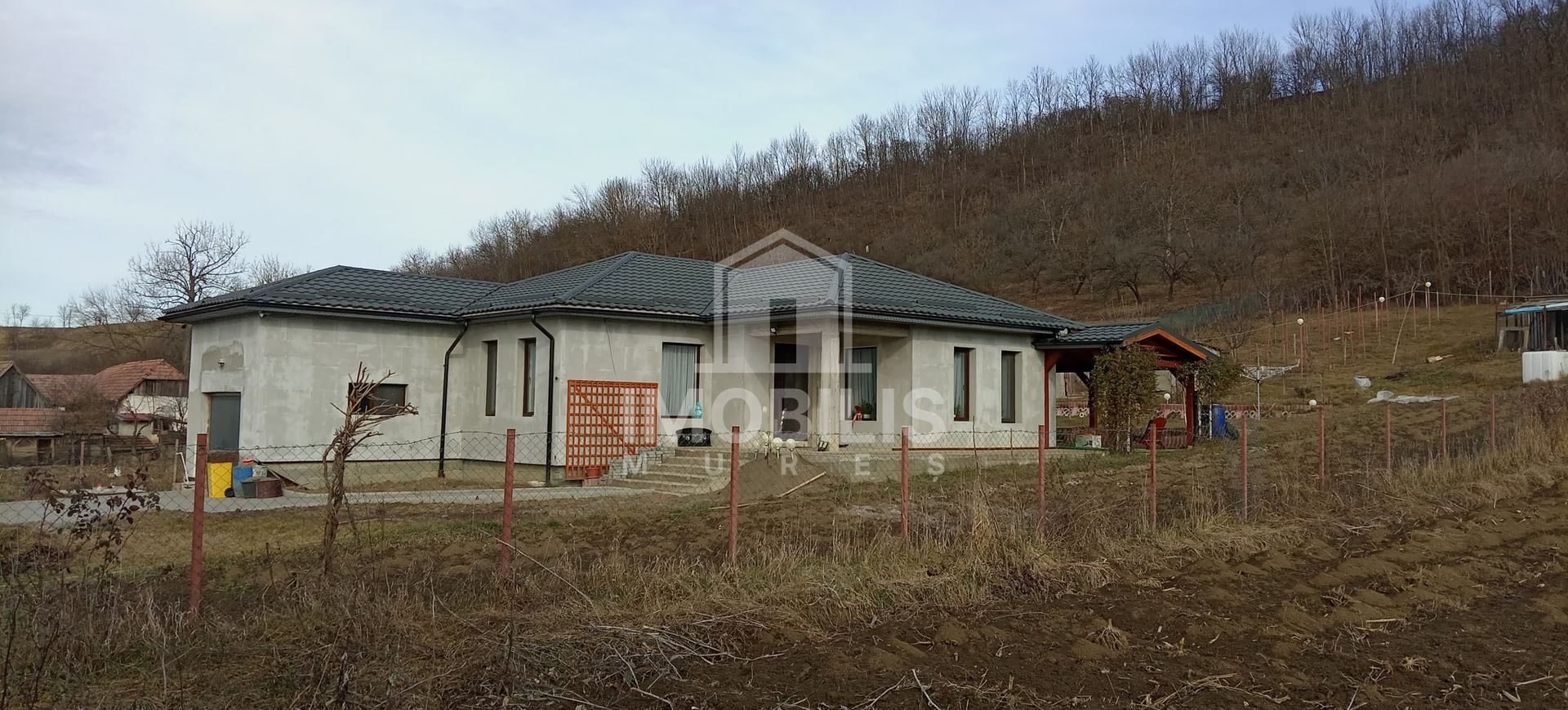 Casă nouă de vânzare – 80 mp utili, 1600 mp teren,în Cerghid, Mureș - Poză 12