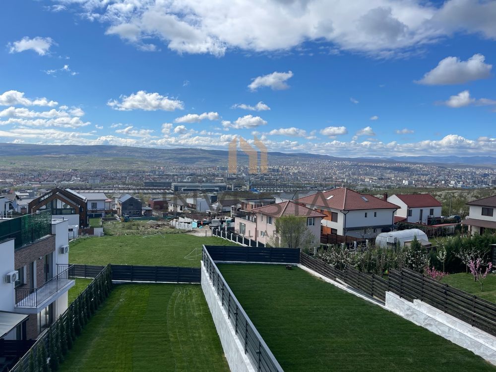 Casa noua de inchiriat cu priveliste asupra orasului, zona Voronet - Poză 18