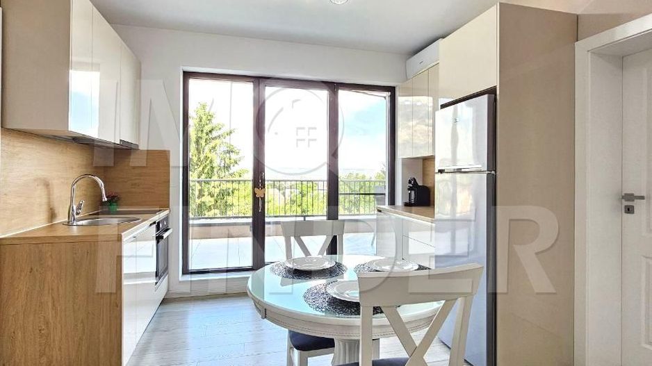 Inchiriere apartament 3 camere situat in vila privata, zona UMF - Poză 15