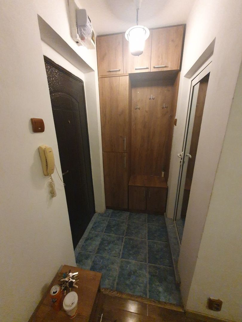 Proprietar inchiriez garsoniera rond alba iulia centru decebal - Poză 3