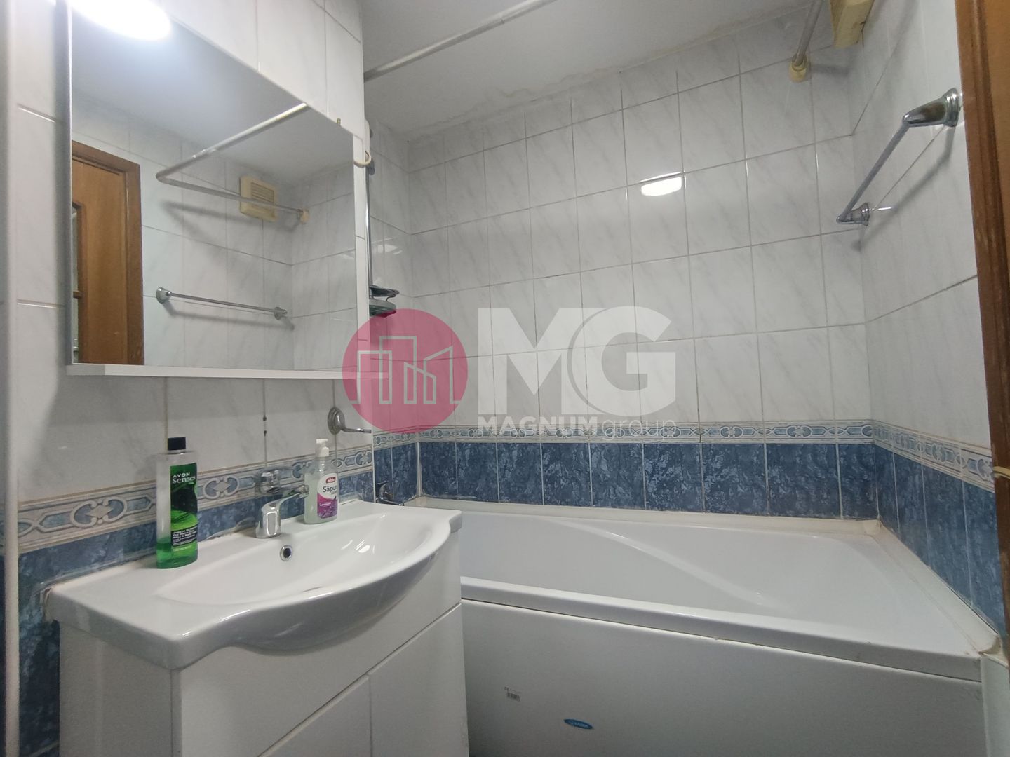 Apartament 3 camere de inchiriat Metrou Gorjului - Poză 12