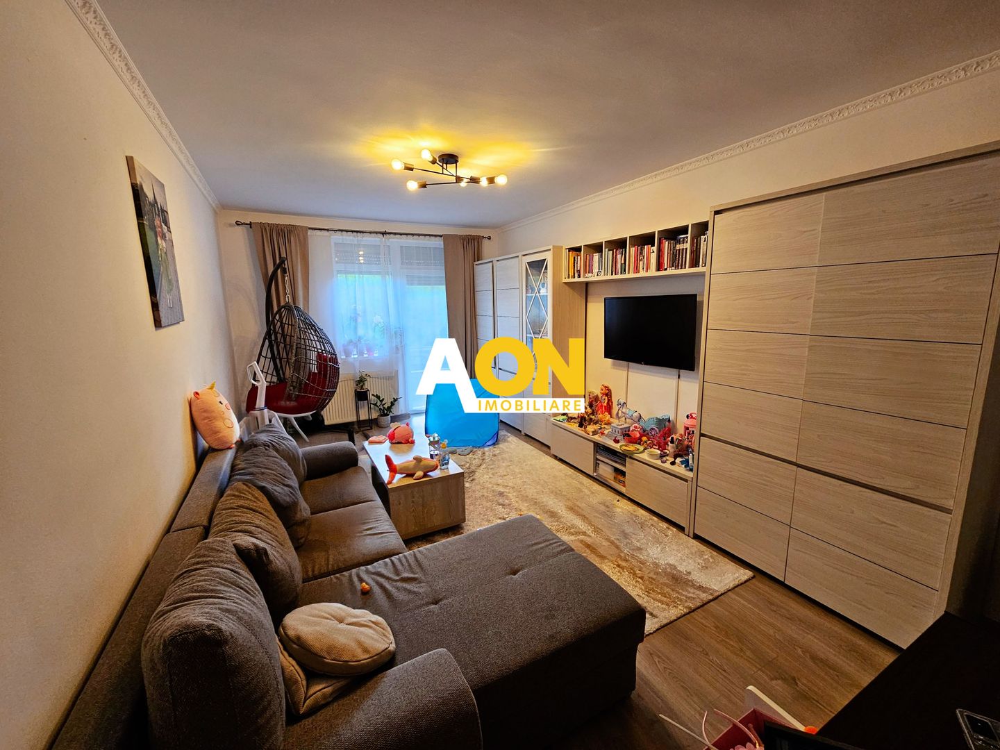 Apartament 2 camere, 56 mp, etaj 1,  2 balcoane, Cetate - Poză 3