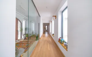 Resedinta spectaculoasa  – Vila exclusivista deschidere directa la lac - Poză 19
