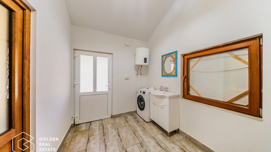 Afacere la cheie: Pensiune functionala sau casa de locuit, Ghioroc - Poză 19