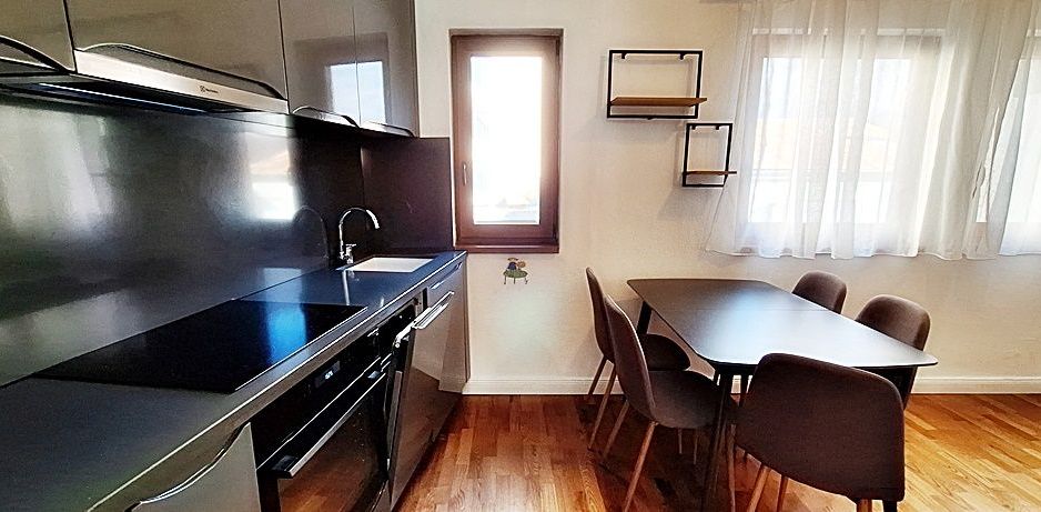 Centrul Vechi, apartament cu două camere mobilat și utilat, 650 Euro - Poză 4