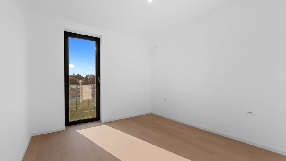 Apartament 4 camere - 112 mp - comision zero - 249000 Euro+tva - Poză 13