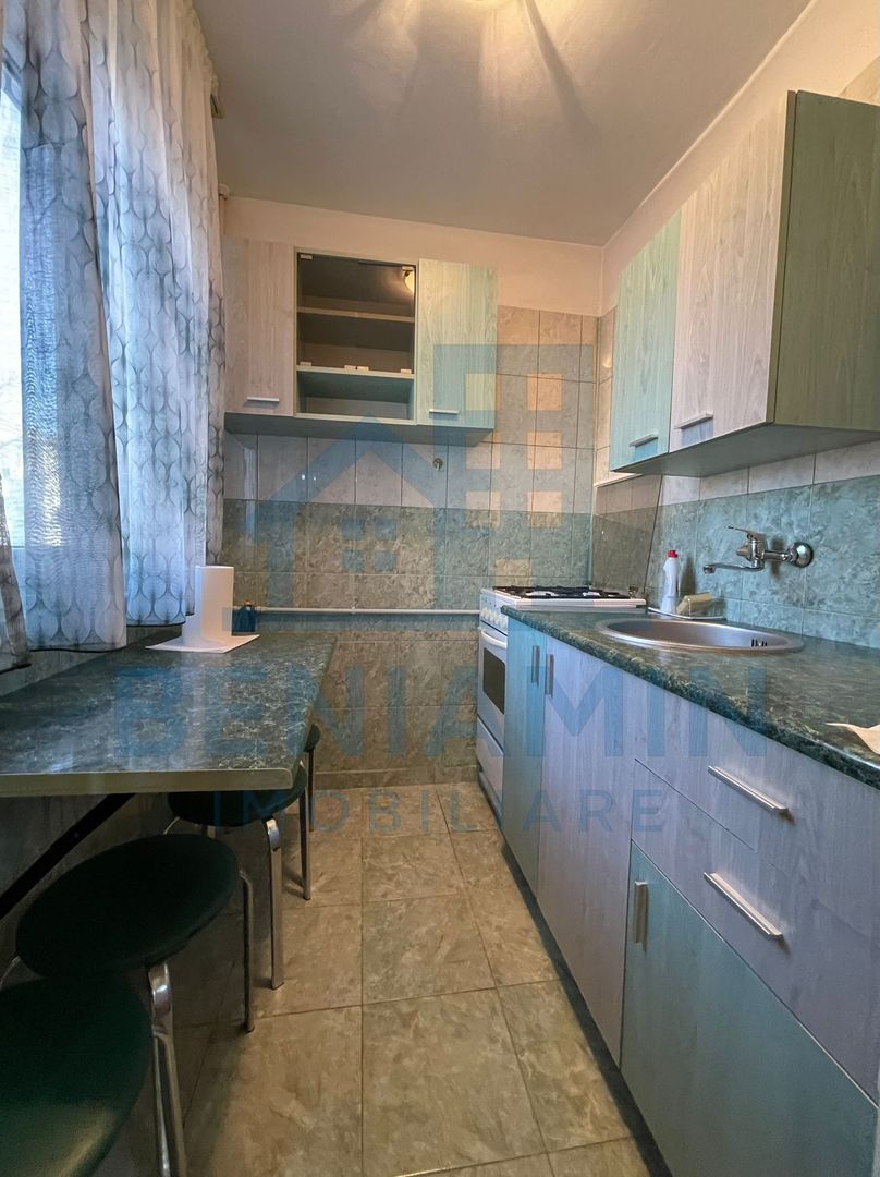 Apartament 2 camere - centrala - mobilat utilat etajul 3 zona Dacia - Poză 4