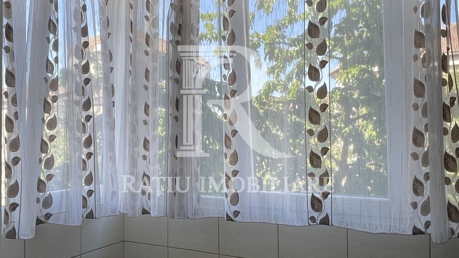 Apartament cu 3 camere | Echipe de muncitori | Rogerius | Oradea - Poză 3