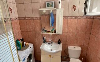 Tudor Vladimirescu str Tepes Voda - decomandat- an 1978 - mobilat - Poză 6