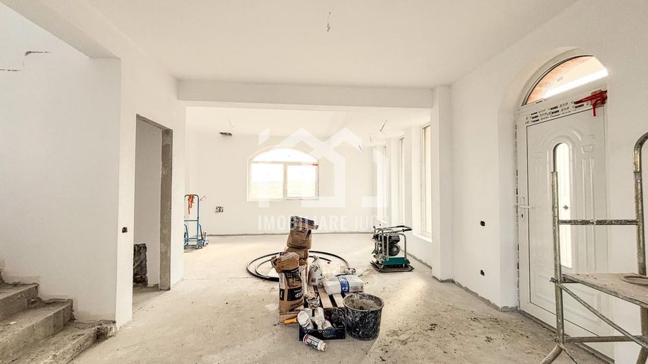 Casa Individuala 4 camere, 135mp, teren 450mp, Zona Linistita, Dezmir - Poză 10
