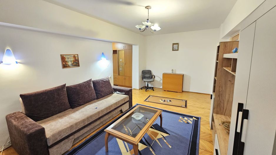 Apartament 3 camere de vanzare, zona Mosilor/Obor, centrala proprie - Poză 1