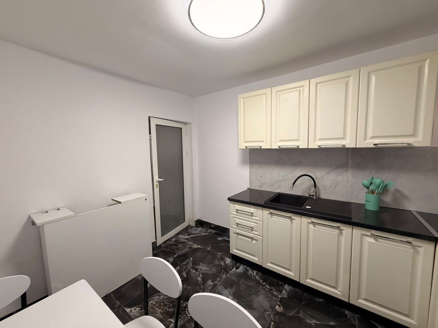 Garsonieră 25 mp | Centrală proprie | Loc de parcare | Unirii - Poză 4
