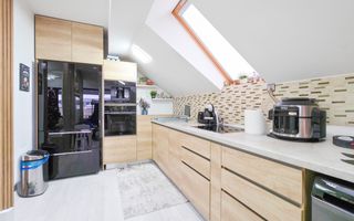 Apartament 3 camere Mobilat & Utila Loc parcare Drumul Valea Doftanei - Poză 11