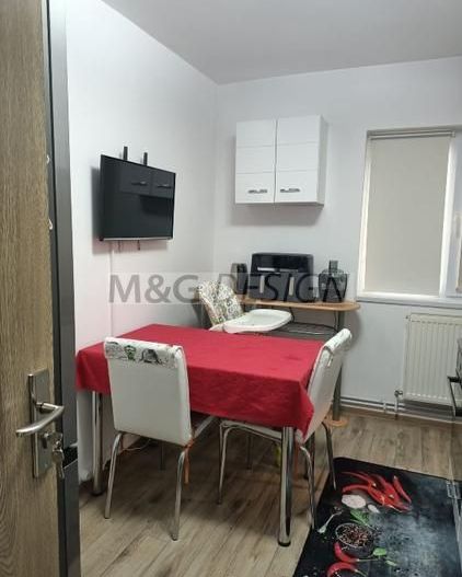 Apartament 3 camere  Lipovei etaj 2 - Poză 3