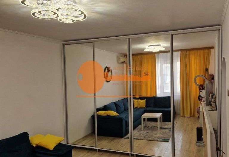 Apartament 3 Camere Metrou Piata Sudului - Poză 2
