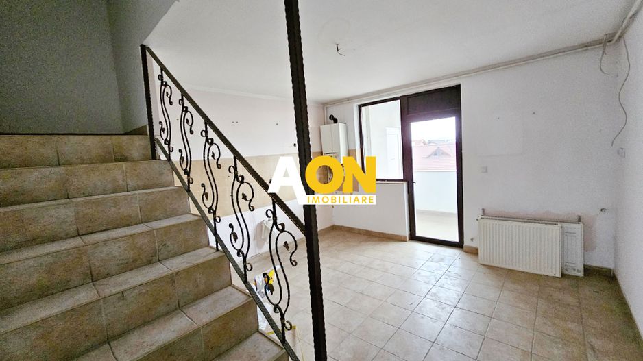 Apartament 5 camere, etaj 2+mansarda, 120 mp, semifinisat, Cetate - Poză 1