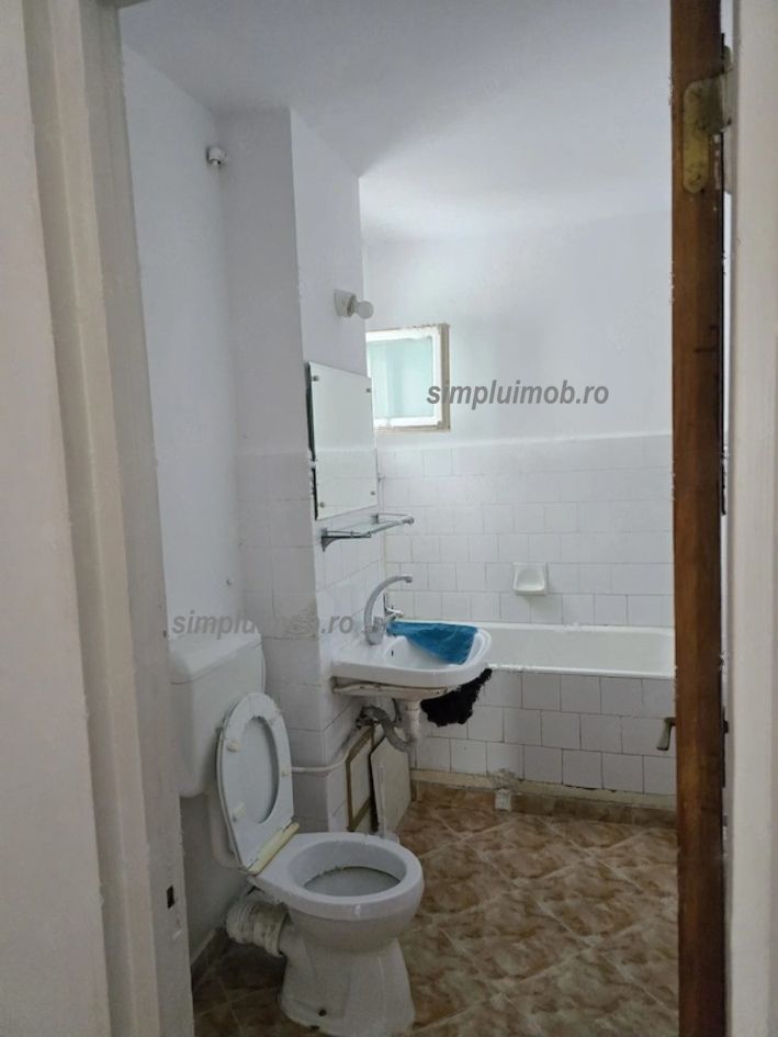 Proprietar, vand ap. 3 camere semidecomandat, Gorjului, et. 3 9 - Poză 4