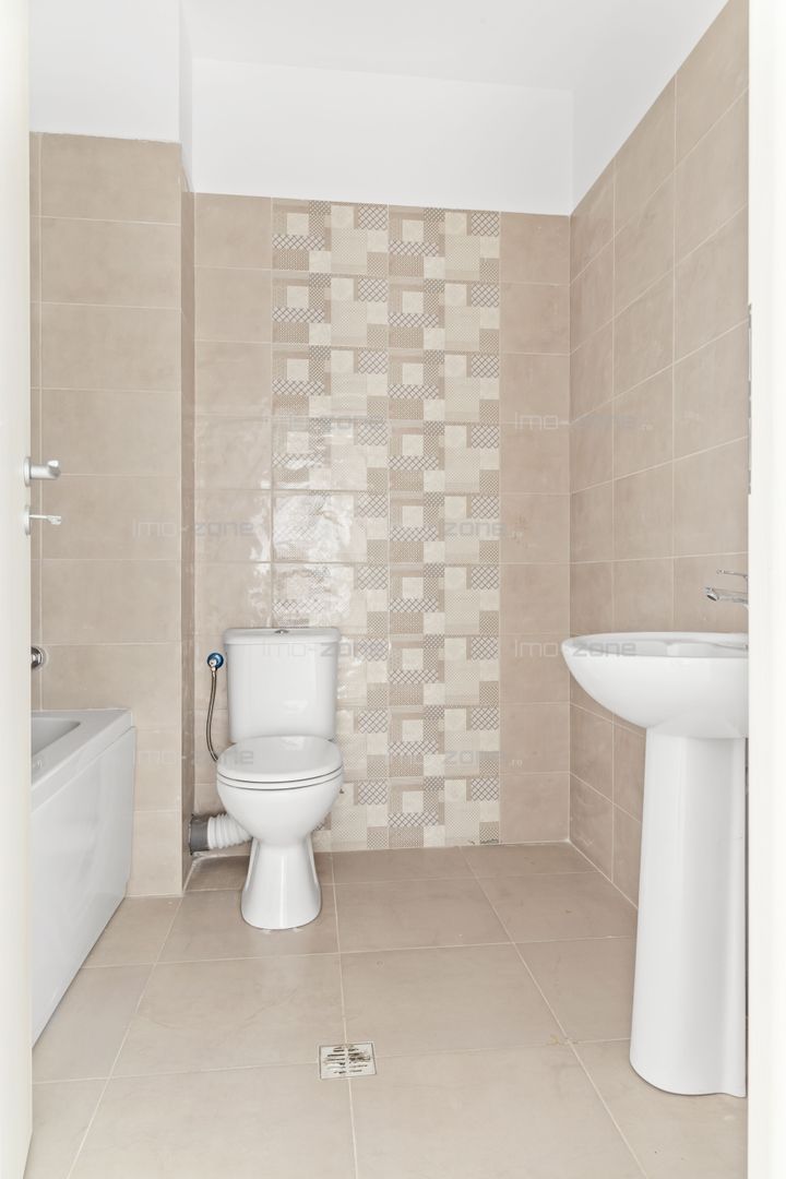 The Building 54 - Uverturii 155 - Poză 39