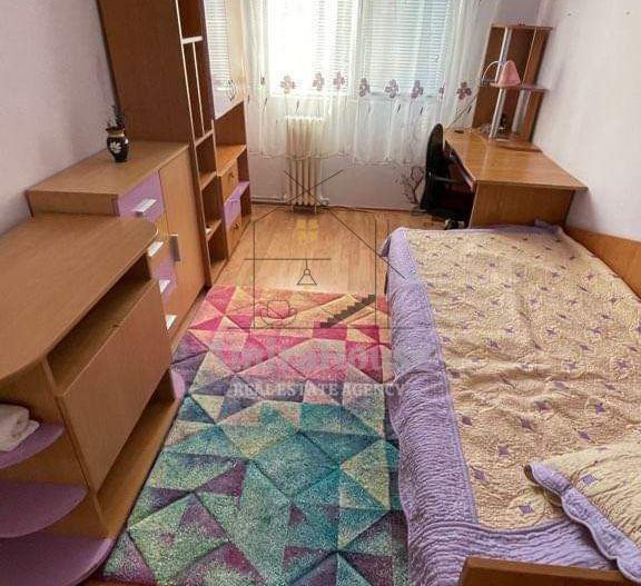 Apartament 3 camere etaj 1 zona strazii Bucegi - Poză 5
