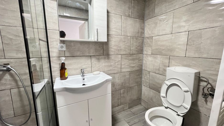 Casa individuala cu 3 camere | Curte cu terasa | Gratar din caramida | Parcare - Poză 11