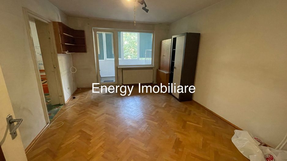 Apartament cu 2 camere, zona Dâmbul Pietros - Poză 1