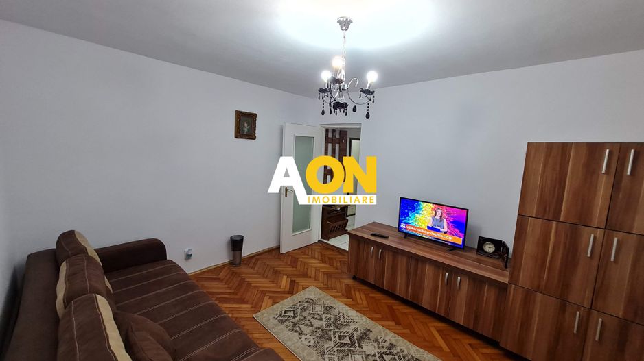 Apartament 3 camere, Parter, Semidecomandat, Zona Cetate - Poză 2