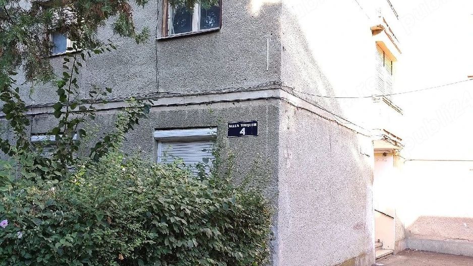 BRASADAS vinde ap 3 cam etaj 1/4 in Micro 14. - Poză 2